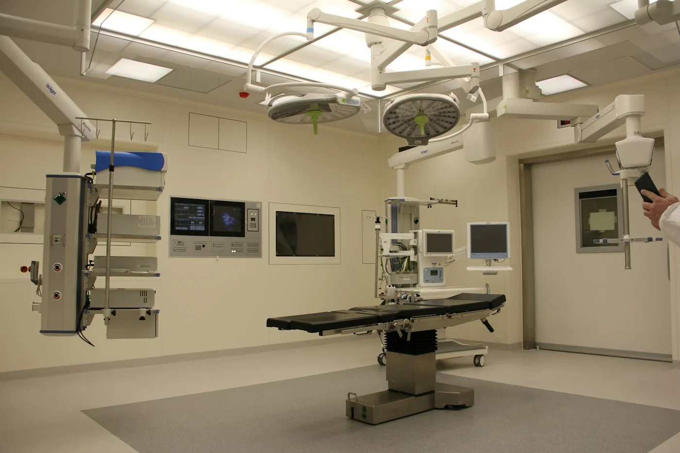 Sterile operation theatre for pet surgery